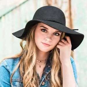 Meet your Posher, Brooklyn